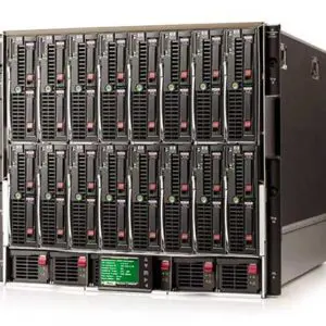 HP BladeSystem C7000 CTO Enclosure Model X 3 - Com garantia e serviço técnico para instalação ou suporte.