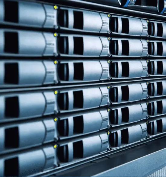 دعم وصيانة تخزين Netapp 1 ملقمات